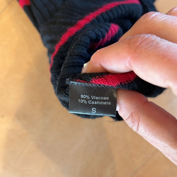 Jenni Kayne Black And Red Stripe Ribbed Tank - S - Picture 5 of 5